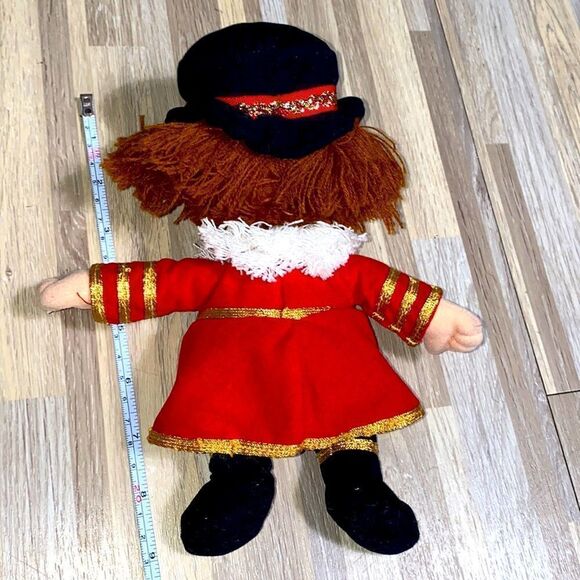 Disney Its a Small World England Bean Bag Stuffed British Boy Doll Attraction - Picture 2 of 5